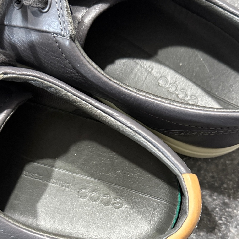 ECCO Men's Dark Gray Leather Soft 7 Sneakers size 11 - Picture 3 of 4